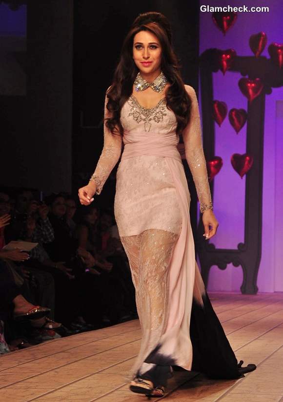 Karisma Kapoor for Shehlaa Khan at Lakme Fashion Week Summer Resort 2013