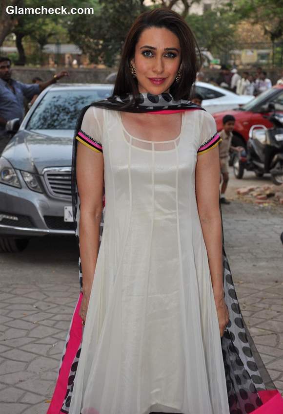 Karisma Kapoor in Ivory Salwar Kameez at Archan Kochhar Charity Event