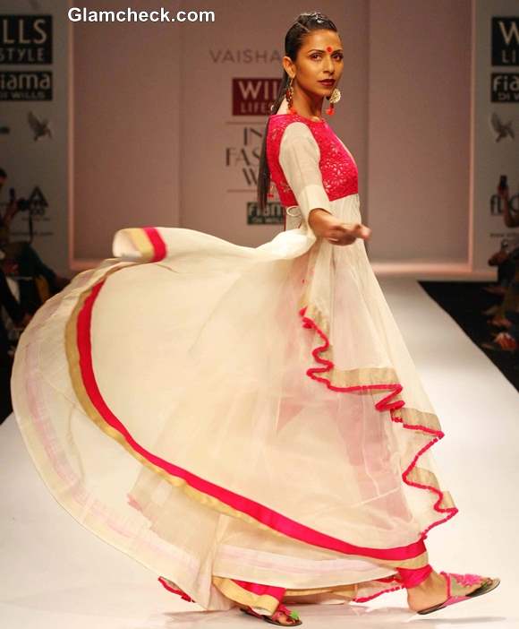 Vaishali S Collection at WIFW Fall-Winter 2013