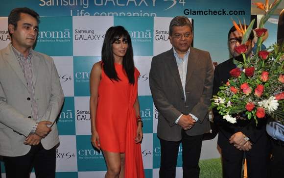 Chitragada Singh at Samsung Galaxy S4 Launch