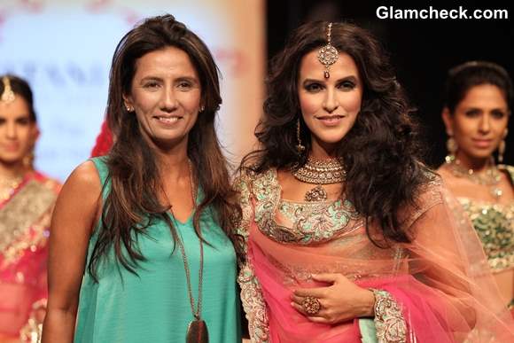 Neha Dhupia IIJW 2013 Gitanjali