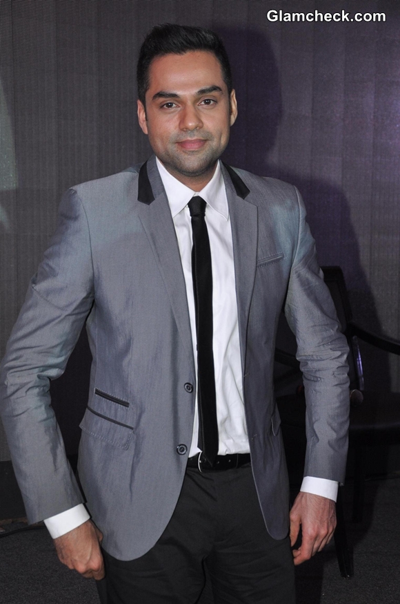 Abhay Deol Launches Connected Hum Tum in Zee