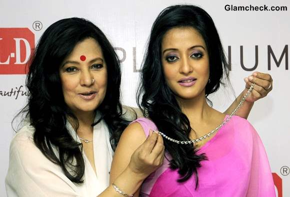 Moonmoon Raima Sen Promote Jewellery Line in Kolkatta