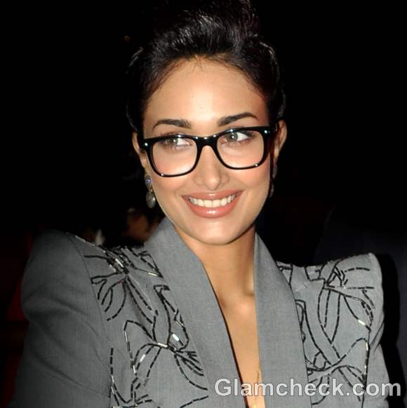 Jiah Khan No More – Commits Suicide — Indian Fashion