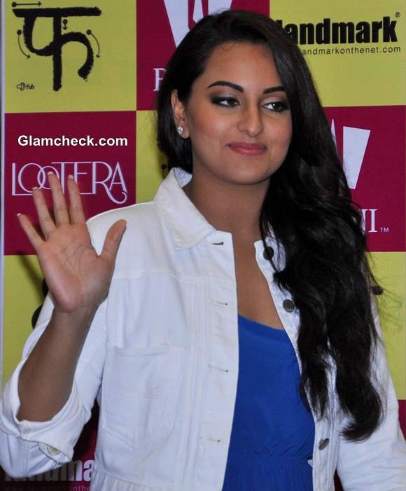 Sonakshi Sinha hairstyle 2013