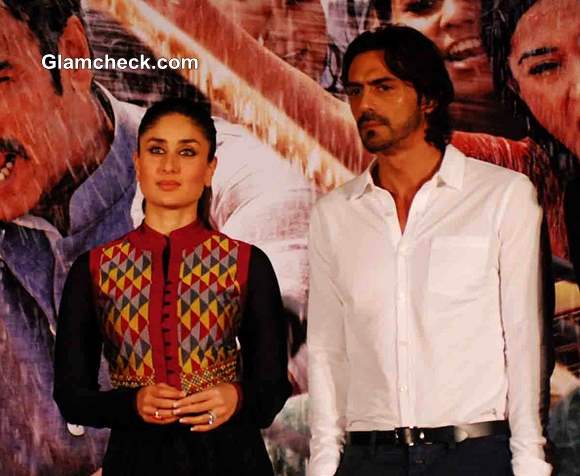 Kareena Kapoor Arjun Rampal in Satyagraha movie 2013