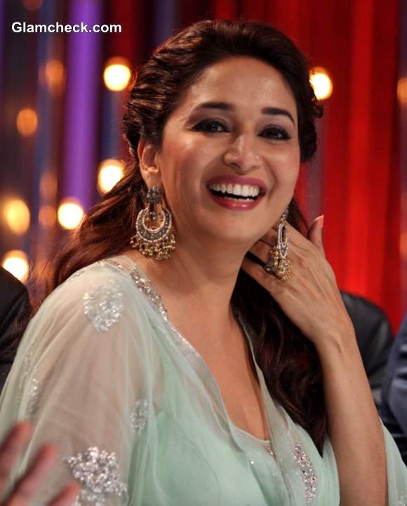 Madhuri Dixit lehenga on Jhalak Dikhla Ja