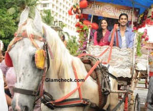 Prateik Babbar and Amyra Dastoor Promote Isaaq in Mumbai on a bagghi