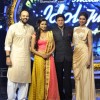 Shahrukh Khan Deepika Padukone on Indian Idol Jr to Promote Chennai Express