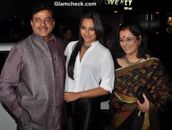 Sonakshi Sinha with father Shatrugan Sinha and mother Poonam Sinha