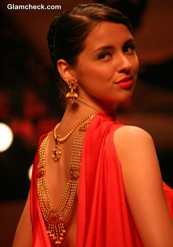 The Azva Show India Bridal Fashion Week 2013