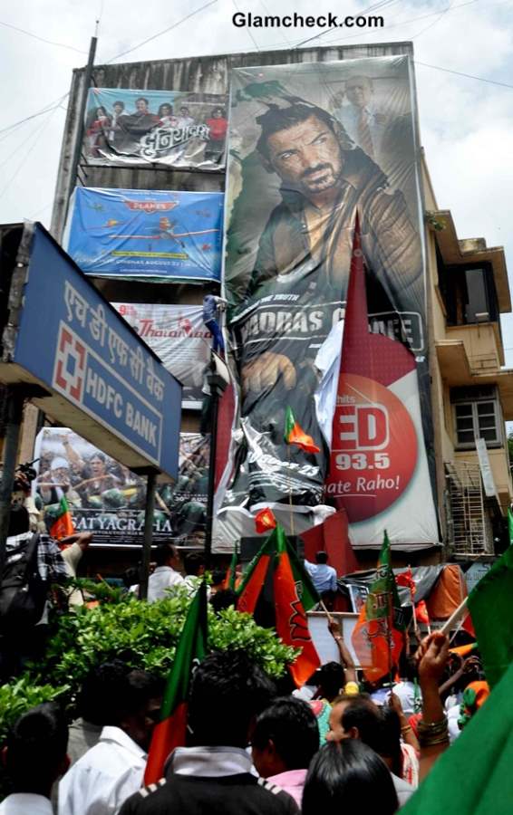 BJP activists protesting against  `Madras Cafe movie