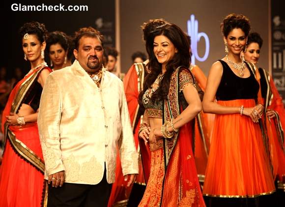 Charu Jewels at IIJW 2013 Day 3