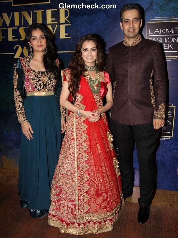 Dia Mirza for Shyamal and Bhumika at LFW Winter-Festive 2013