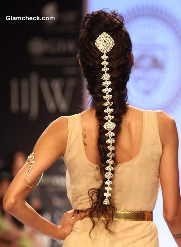 Hair Ornaments IIJW 2013 GIA Jewlery