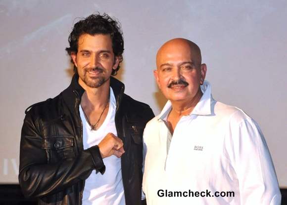 Hritik Roshan with father Rakesh Roshan at Krrish 3 Trailer Launch