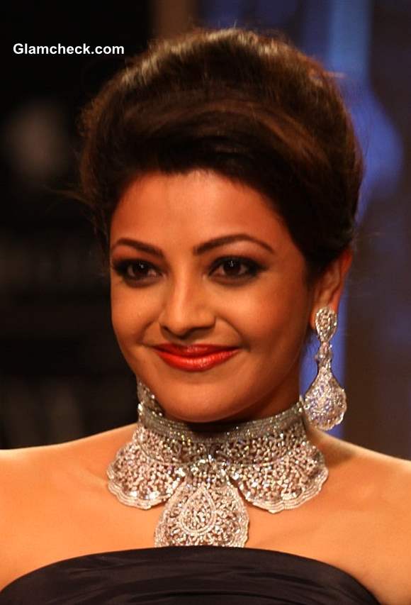 IIJW 2013 - Moni Agrawal  - Kajal Aggarwal