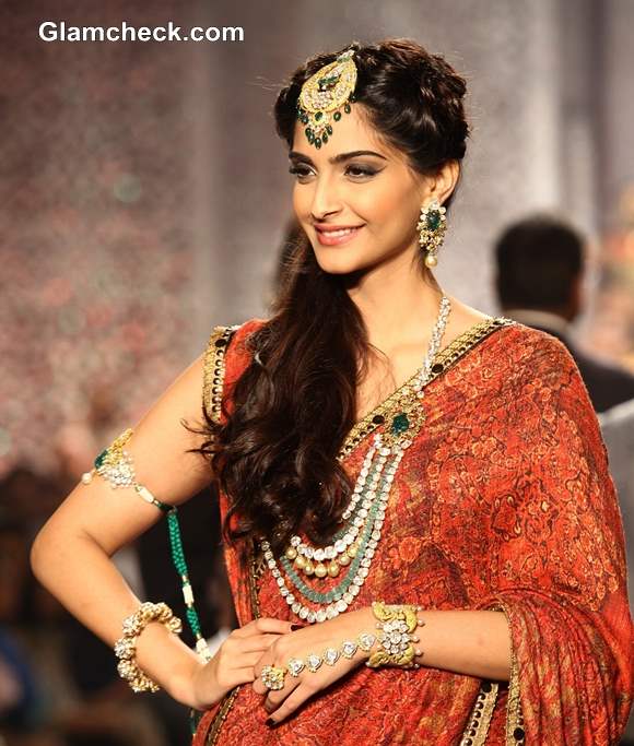 IIJW 2013 Sonam Kapoor Best of the Best