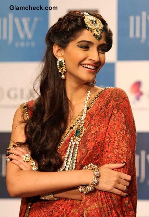 IIJW 2013 Sonam Kapoor finale