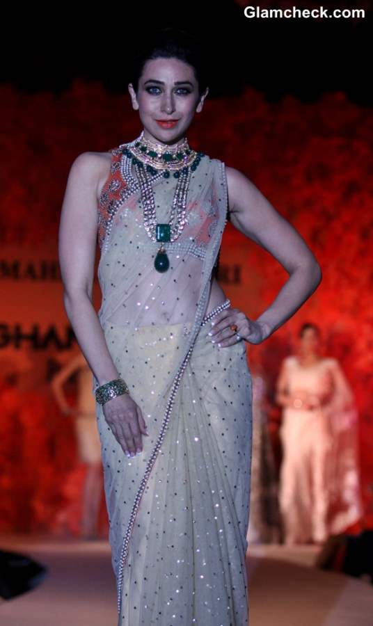 Karisma Kapoor at Ghanasinghs Couture Collection 2013