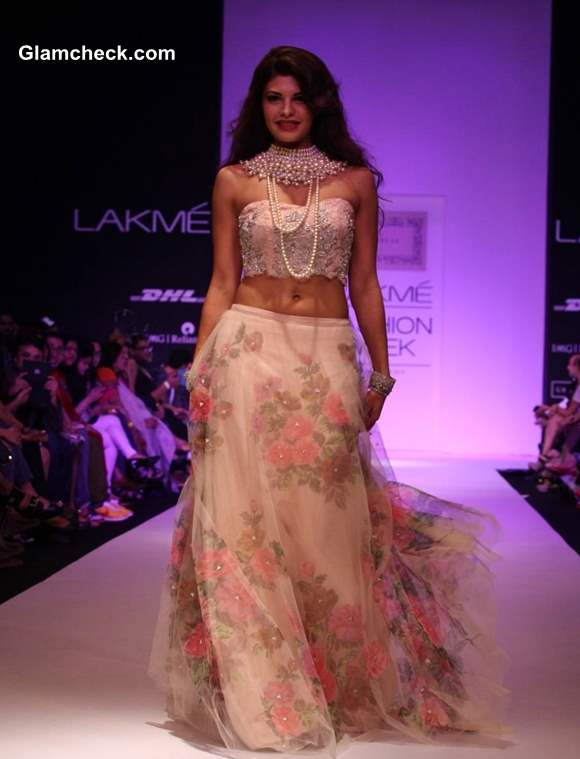 LFW Winter-Festive 2013 Jacqueline Fernandez Show Stopper for Shehla Khan