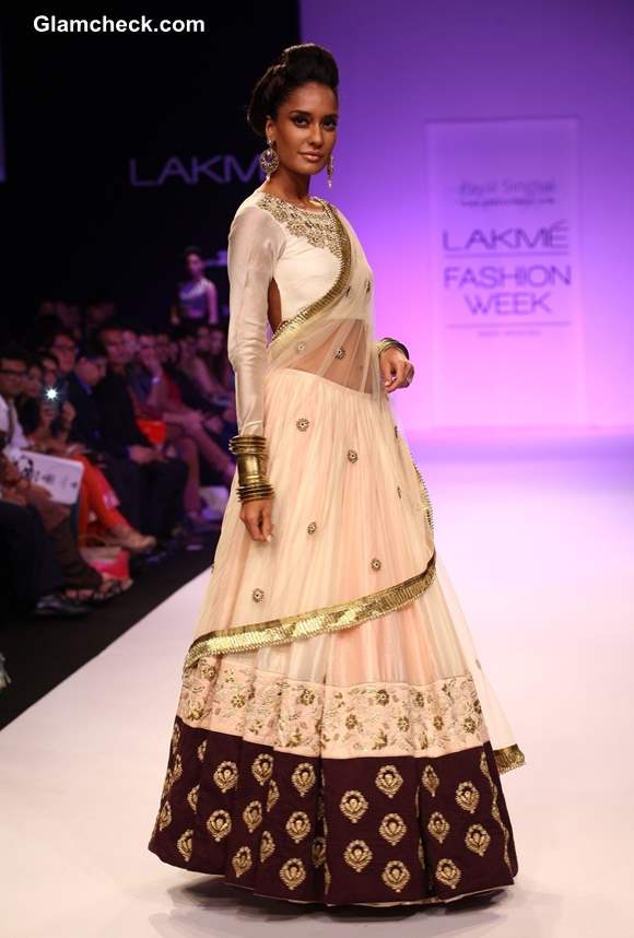 Lisa Hayden for Payal Singhal at LFW 2013