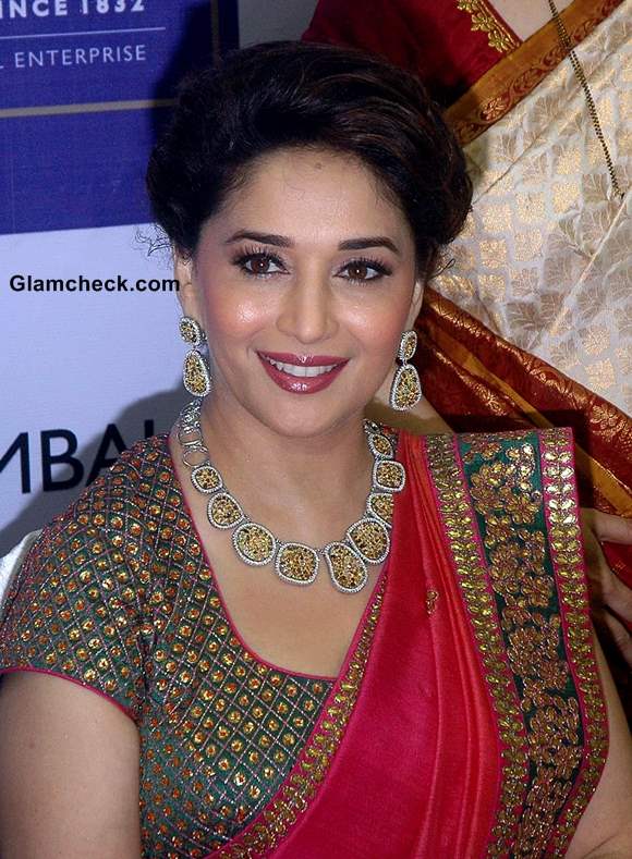 Madhuri Dixit 2013 Inaugurates Jewellery Store in Mumbai