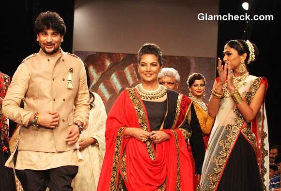 Shabana Javed Show-stoppers for Golecha Jewels at IIJW 2013