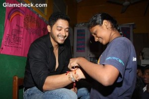 Shreyas Talpade With NGO Girls on Raksha Bandhan