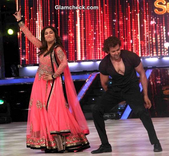 Hrithik Madhuri dance on Jhaak Dikhlaa Ja Season Finale 2013