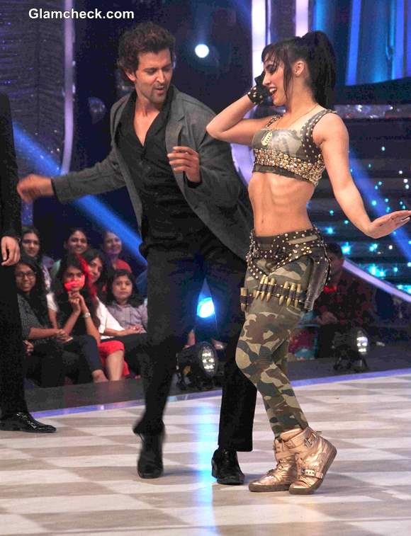 Hrithik Roshan promotes Krrish 3 on Jhaak Dikhlaa Ja Season Finale 2013