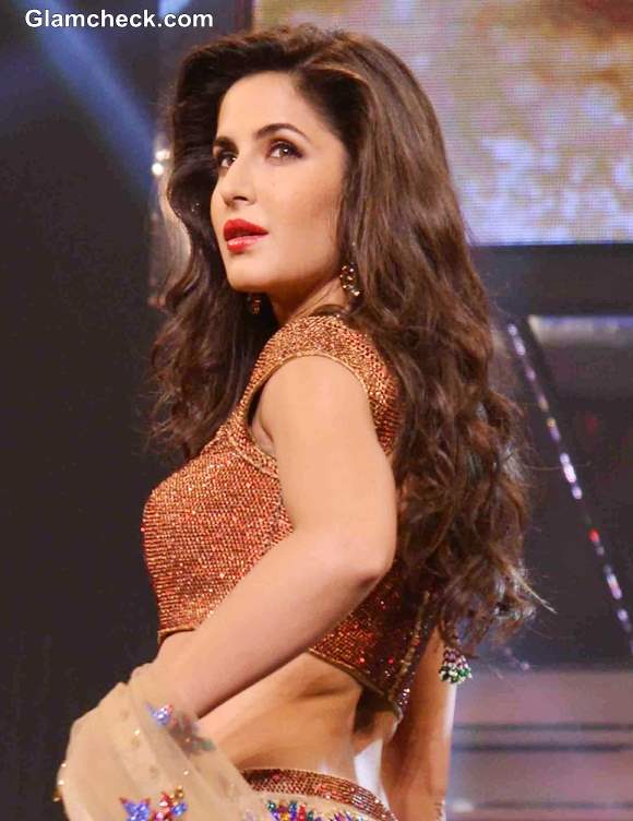 Katrina Kaif at Yash Chopra Tribute Fashion Show 2013