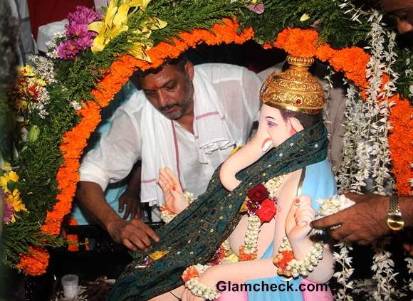 Nana Patekar at Ganapati Visarjan 2013