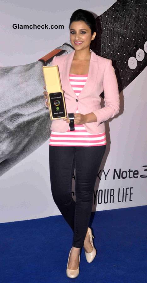 Parineeti Chopra at Samsung Galaxy Note 3 Launch