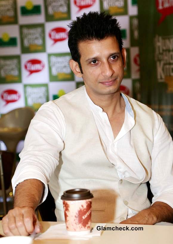 Sharman Joshi Urges People to Join Hands in Fighting Hunger 2013