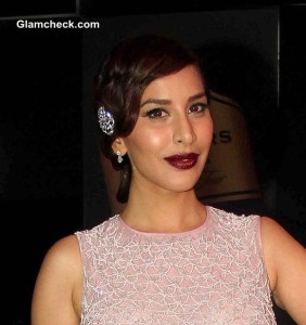 Sophie Choudry 2013 at Blenders Pride Fashion Tour Preview