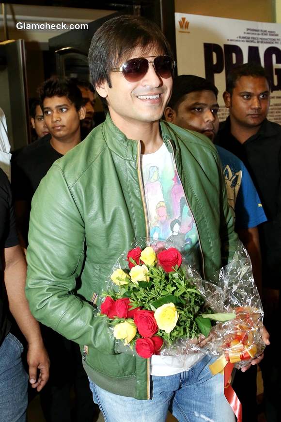 Vivek Oberoi Promotes Grand Masti Grand Box Office Success