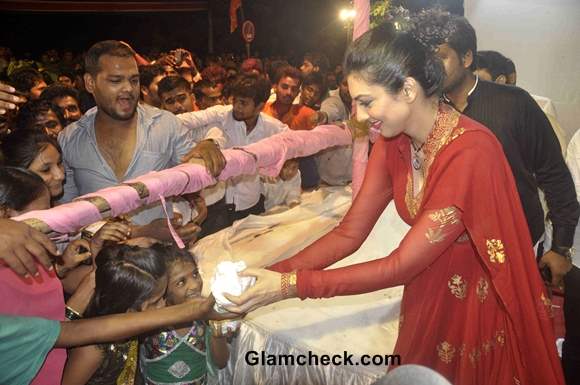 Yukta Mookhey on Final Day of Ganesh Chaturthi 2013