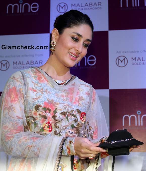 Kareena Kapoor at Malabar Shopping Website Launch