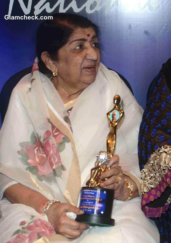 Lata Mangeshkar Receives First Yash Chopra Memorial Award