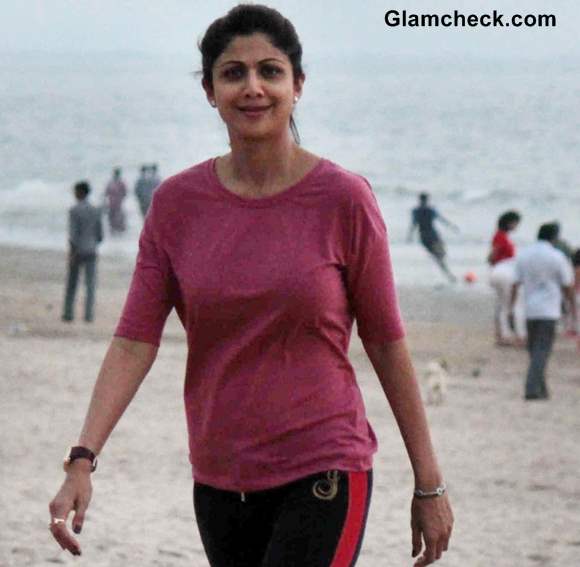 Shilpa Shetty at Juhu Beach