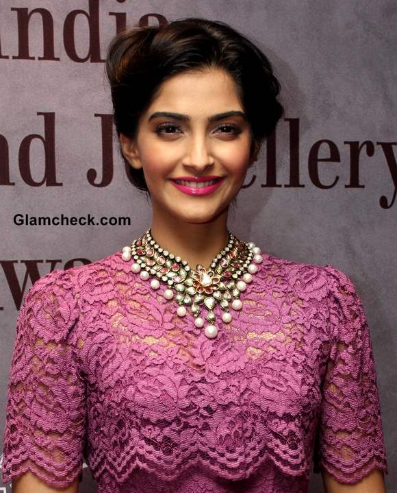 Sonam Kapoor 2013 pictures lace dress