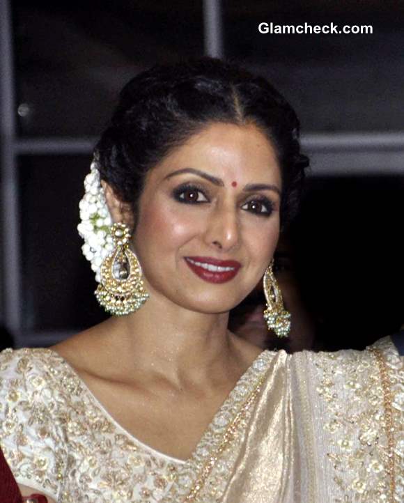 Sridevi in Mahe Ayyappan Sari at 2013 Yash Chopra Memorial 