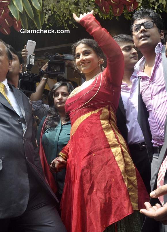 Vidya Balan Inaugurates Ranka Jewellers Store in Red Salwar Kameez