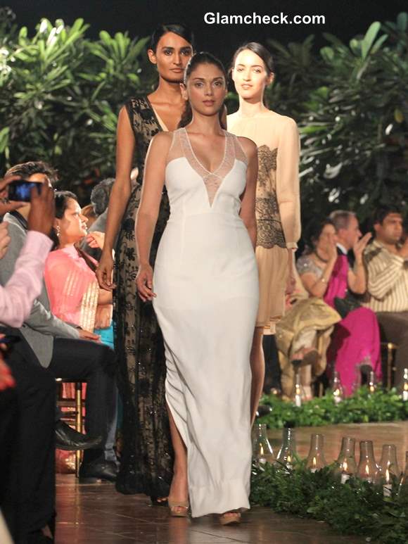 Aditi Rao Hydari Show-stopper for Spanish Fashion Show 2013