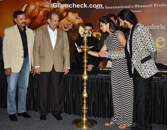 Deepika Padukone and Ranveer Inaugurate Cinepolis in Pune