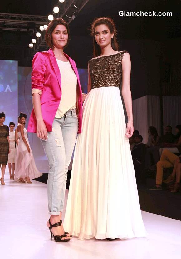 Diana Penty Walks for Drashta Sarvaiya at 2013 SIFW