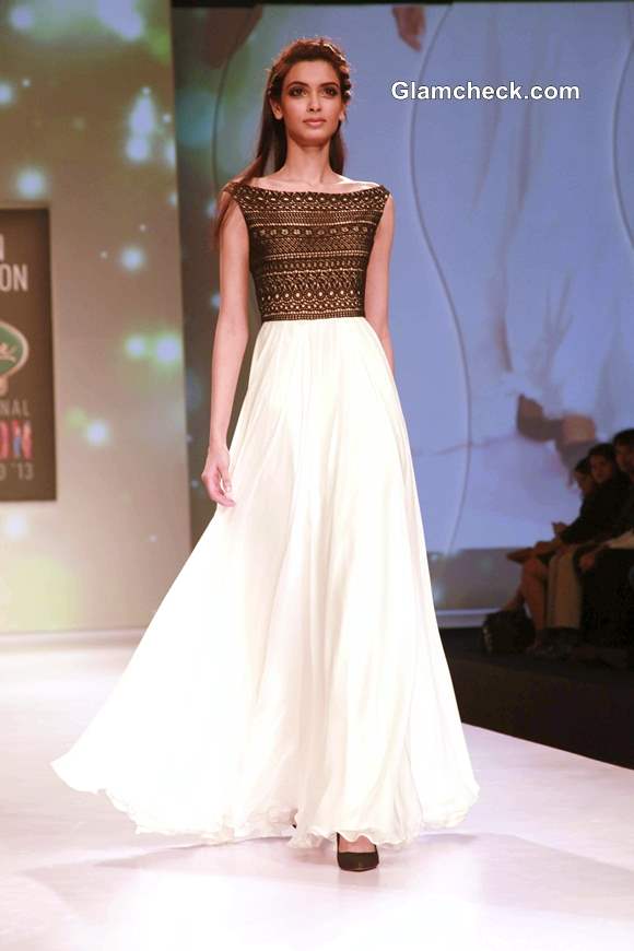 Diana Penty in Drashta Sarvaiya Outfit at SIFW  2013