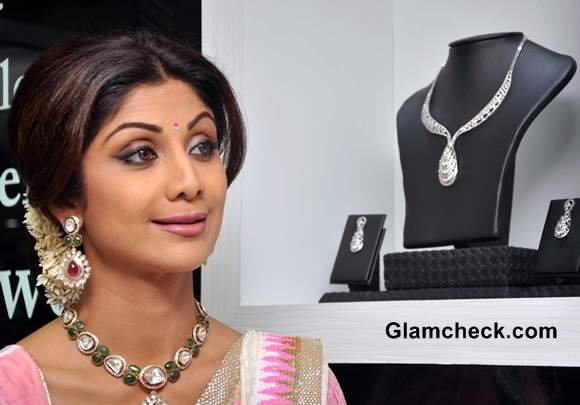 Shilpa Shetty's Day Out in Mangalore