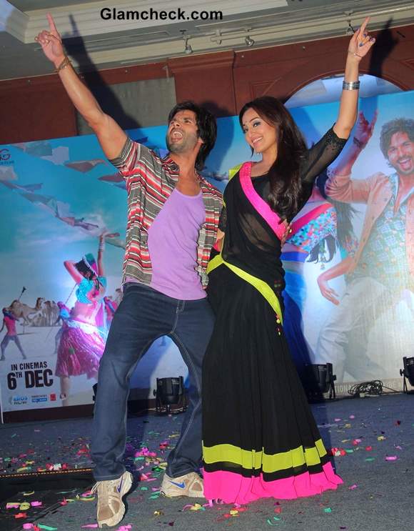 Sonakshi Sinha and Shahid Kapoor at Music launch of R Rajkumar